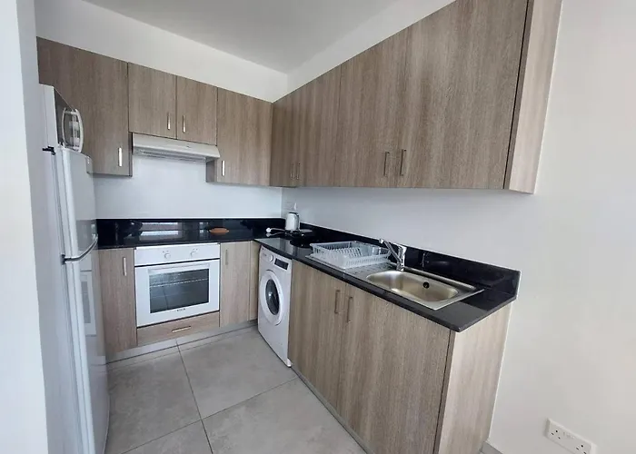 Luxury 2 Bedroom 301 *