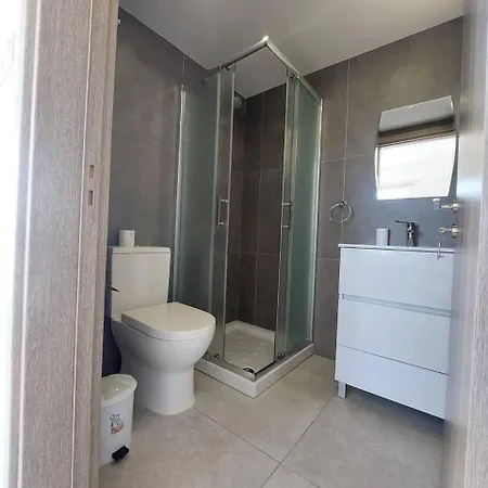 Luxury 2 Bedroom 301 Apartament